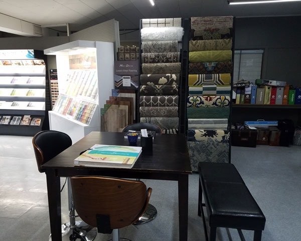 Hunter Douglas Dealer Image